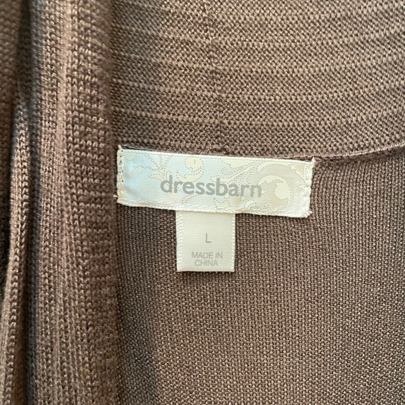 Dressbarn, long sleepless sweater vest, size Large. - Picture 3 of 4